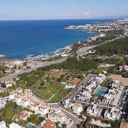 Penthouse 130m2 Outstanding Sea And Mountain Views * Karavas (Northern Cyprus)
